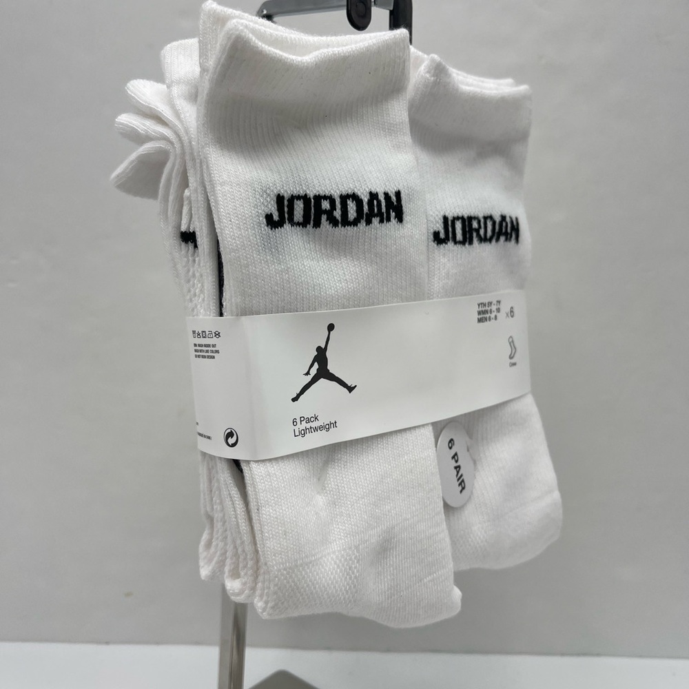 JORDAN JUMPMAN CREW Socks 
6PK

Style XJ0130-001 - Picture 16 of 16